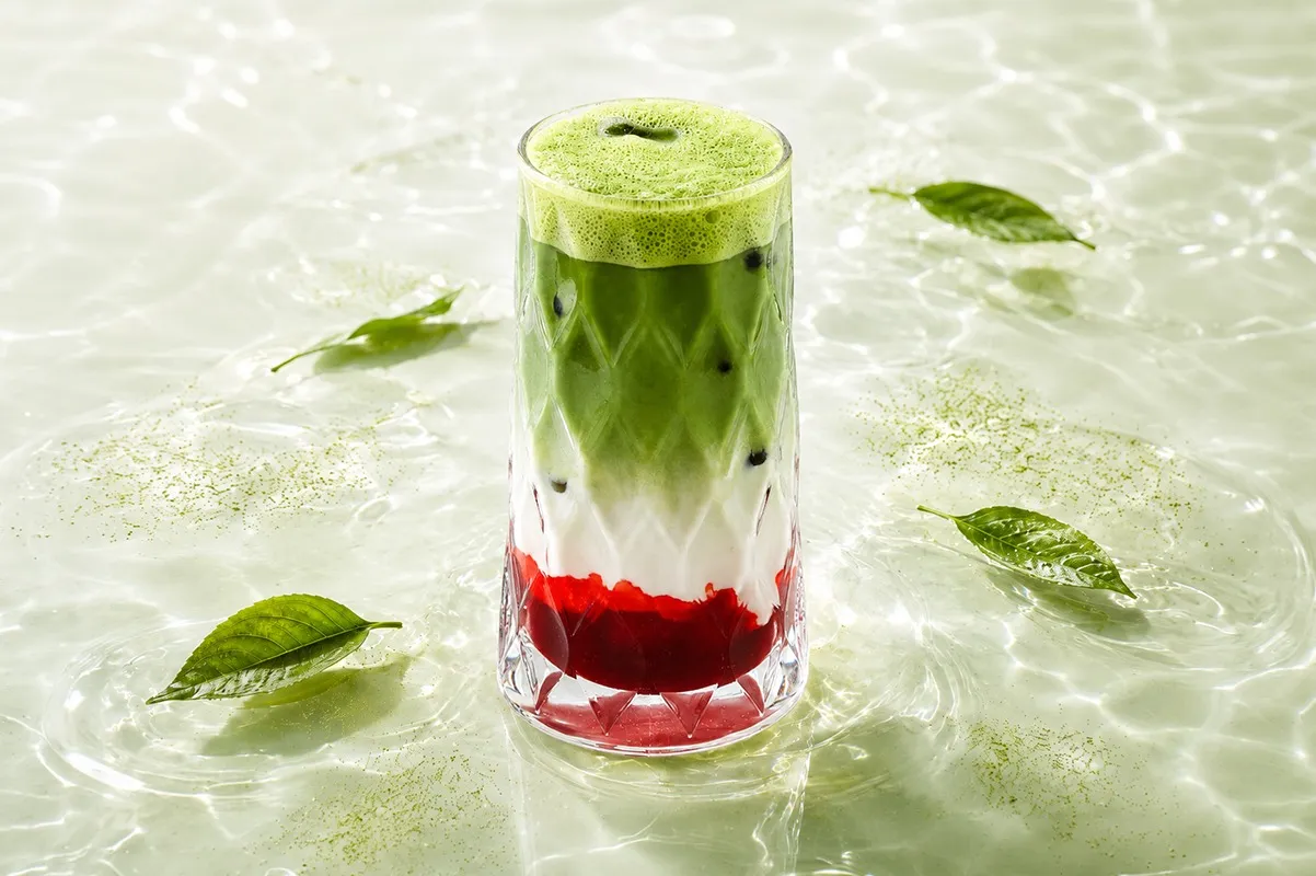 ICE STRAWBERRY MATCHA