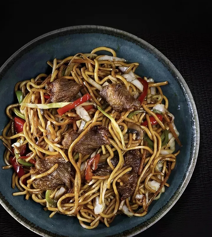 Beef Noodles with Teriyaki Sauce 