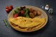 PATATESLİ KAŞARLI KARAMELİZE SOĞANLI OMLET