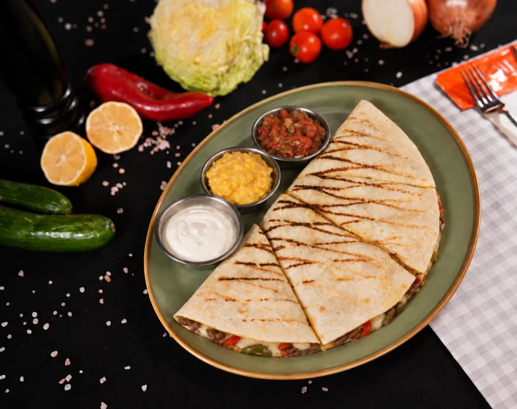  Quesadilla Beef