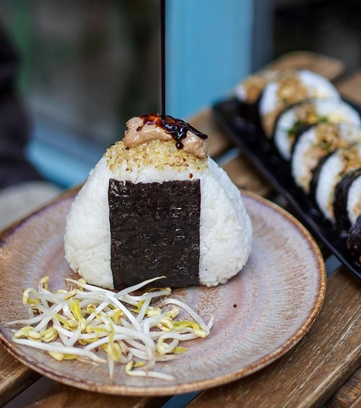 tuna onigiri