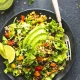 SALAT MIT AVOCADO-DRESSING