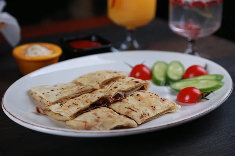 Kavurma Kaşarlı Gözleme