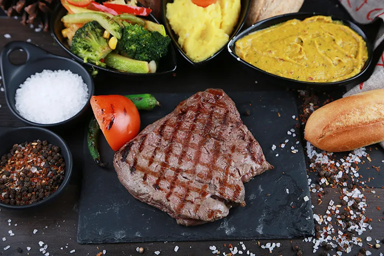 Cafe De Paris Soslu Bonfile