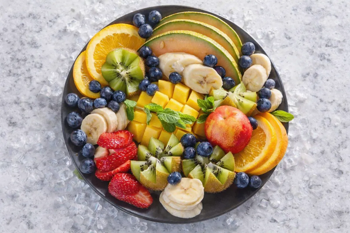 Seasonal Fruit Plate for 2-3 Persons