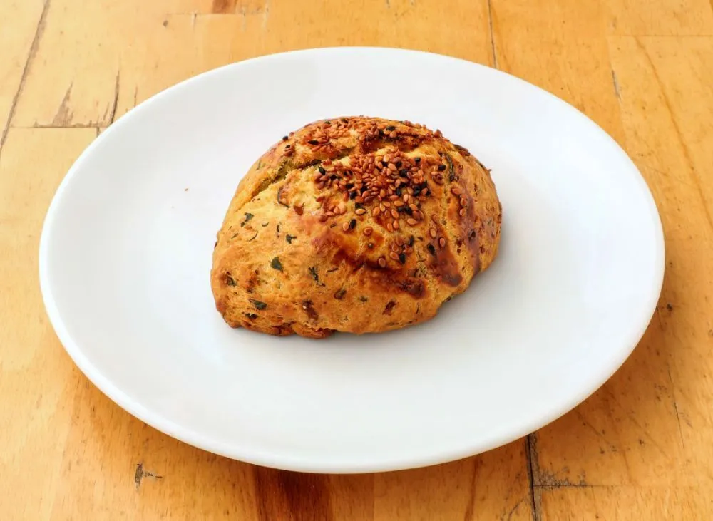 Zeytinli Poğaça ( 90g )