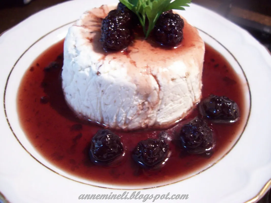 Vişneli Lor Peyniri