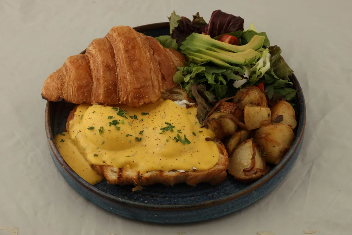 EGG BENEDİCT