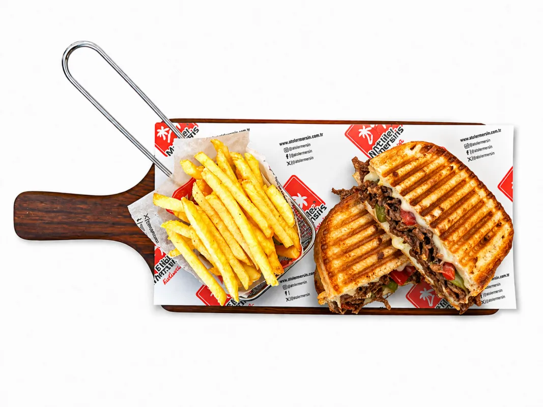 Kavurma Kaşarlı Tost